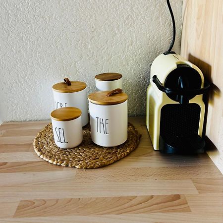 La Petite Pinede Studio Climatise Proche Plage Sanary-sur-Mer Ngoại thất bức ảnh