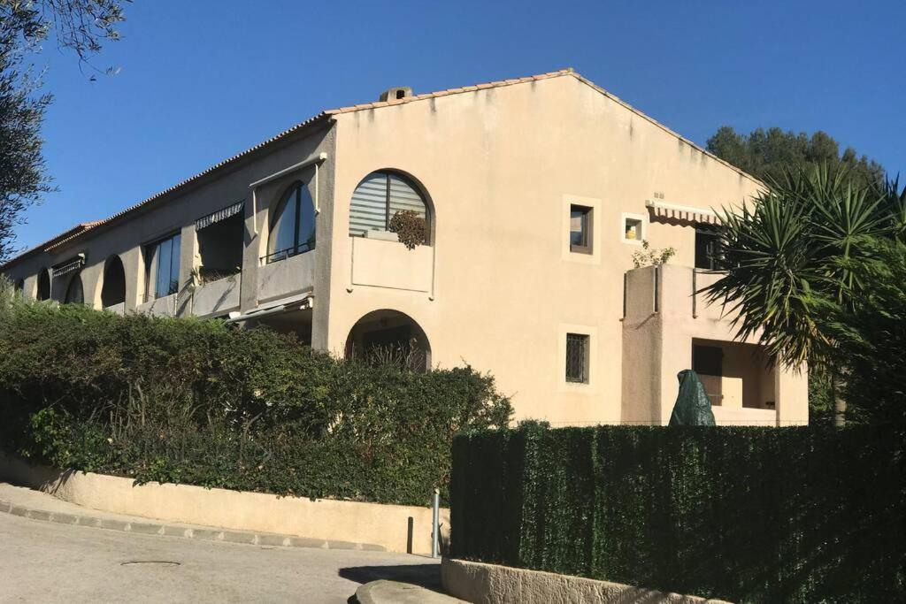 La Petite Pinede Studio Climatise Proche Plage Sanary-sur-Mer Ngoại thất bức ảnh