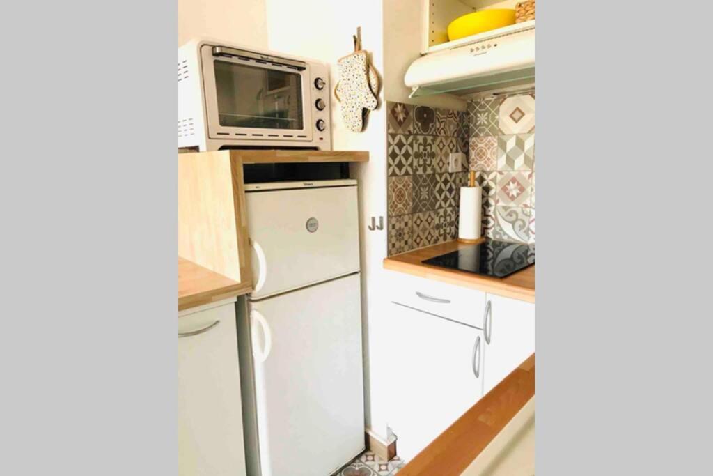 La Petite Pinede Studio Climatise Proche Plage Sanary-sur-Mer Ngoại thất bức ảnh